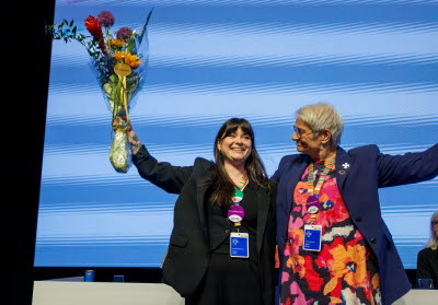 Sophia Godau, nyvald förbundsordförande tillsammans med avgående ordförande Sineva Riberio