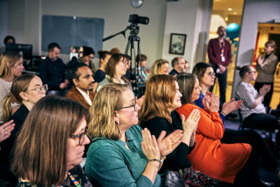 Applåderande publik, seminarium, möte