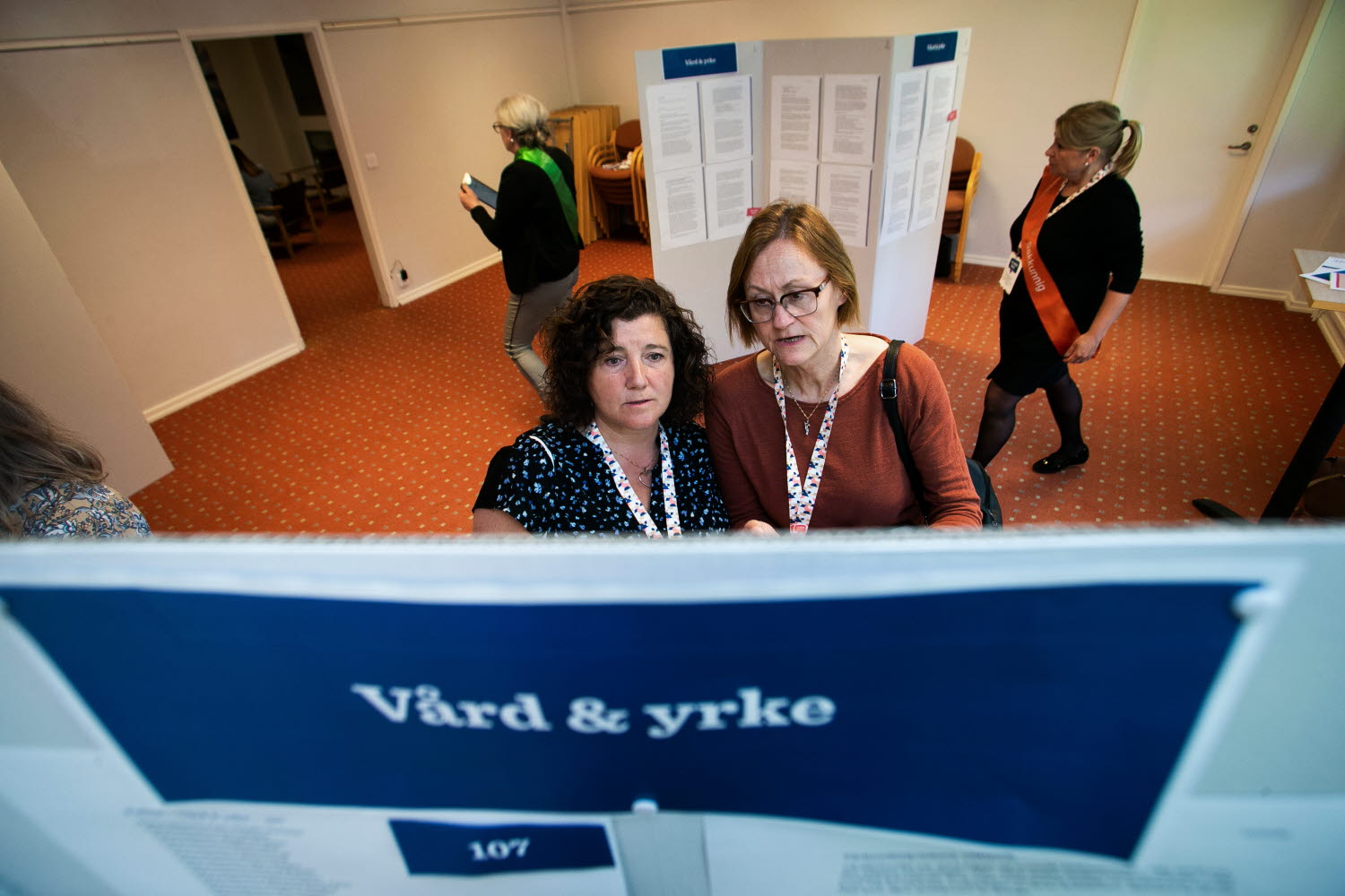 Kongress 2022, Juliska Tot Wikström och Anna-Karin Liljedahl, Halland, kongressombud vid påverkanstorget. Får användas i samband med kommunikation kring Vårdförbundets kongresser.