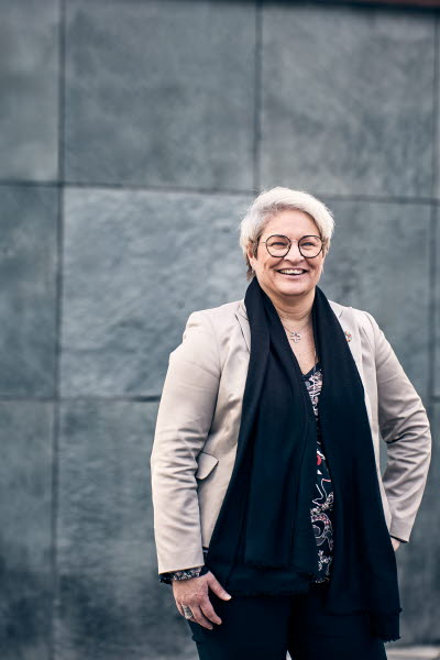 Sineva Ribeiro, förbundsordförande, utomhus, pressbild