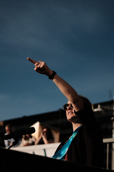 Manifestation 14 maj 2024 på Sergels torg. Rädda vården