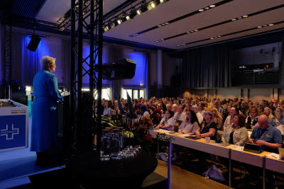Sineva Riberio inledningstalar till kongress 2026